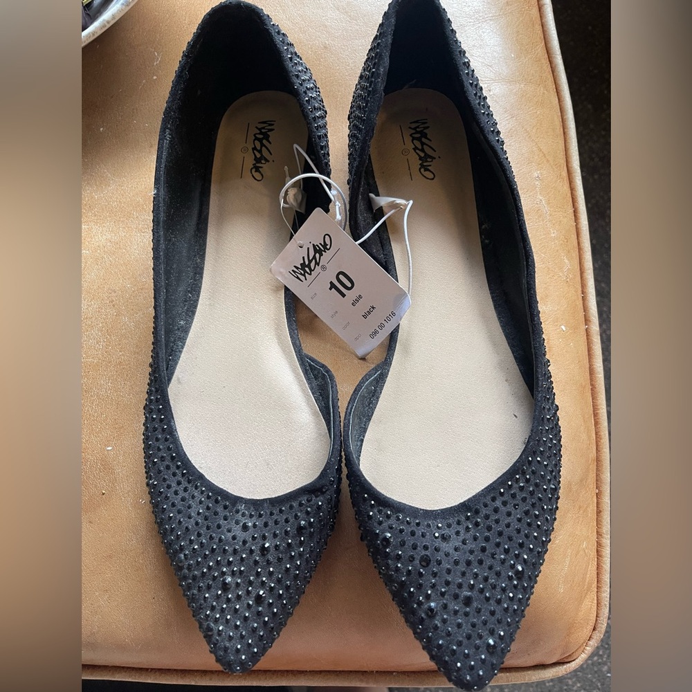 Mossimo Supply Co. Black Studded Flats